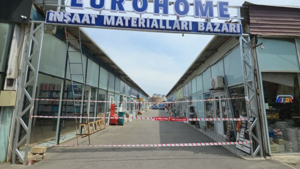 В Баку приостановили работу строительного рынка EuroHome из-за пожарных нарушений