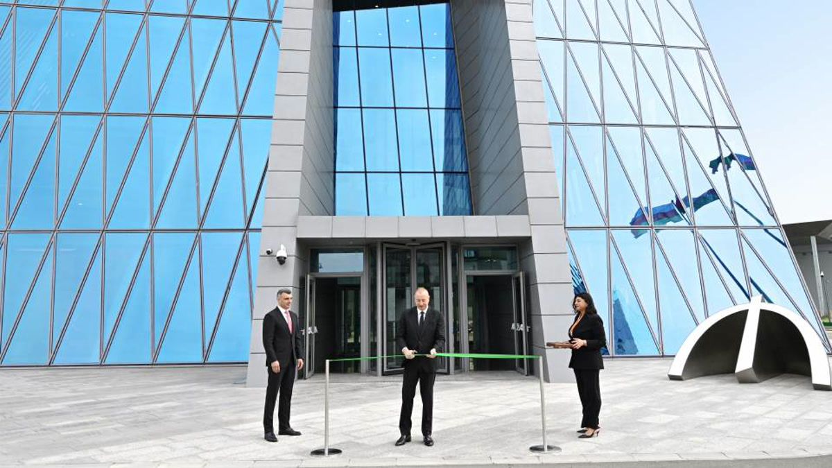 В Баку открылось новое здание Центрального банка Азербайджана