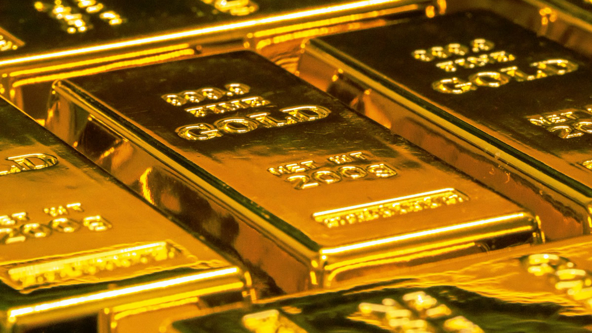 Цена золота на COMEX снова выросла и приблизилась к $4500 за унцию