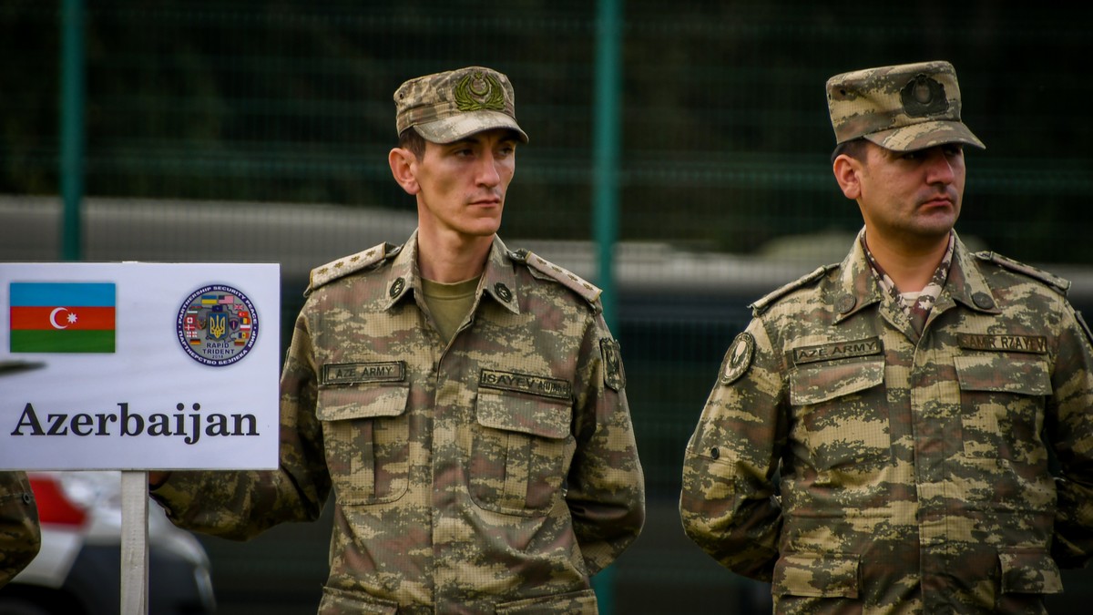 С 1 июля в Азербайджане начнется очередной призыв на военную службу