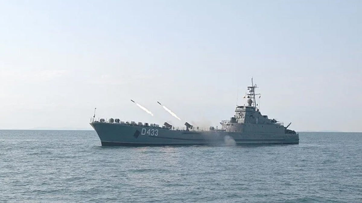 Азербайджанские ВМС провели боевые учения в Каспийском море