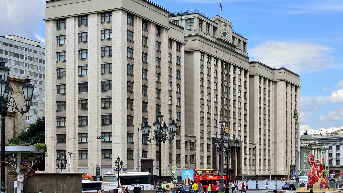 В России ужесточают правила выдачи ВНЖ и разрешений на проживание иностранцам