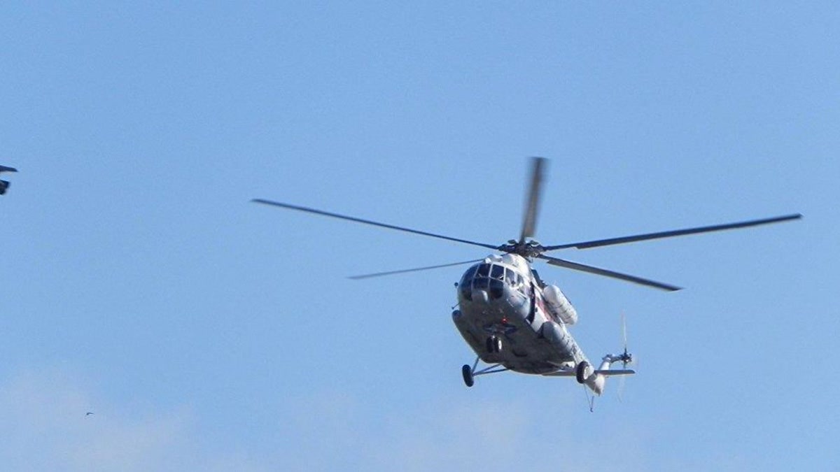 В Баку к поискам пропавшей в море девушки подключили вертолет МЧС