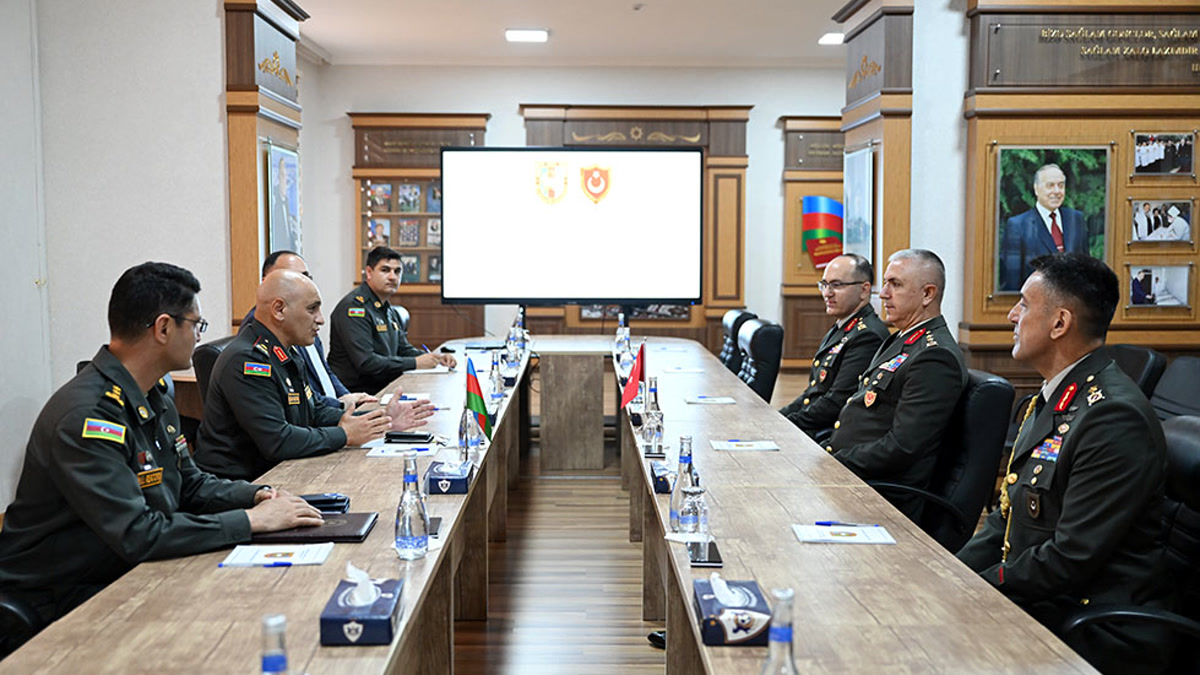 Делегация военного университета Турции посетила структуры Минобороны Азербайджана