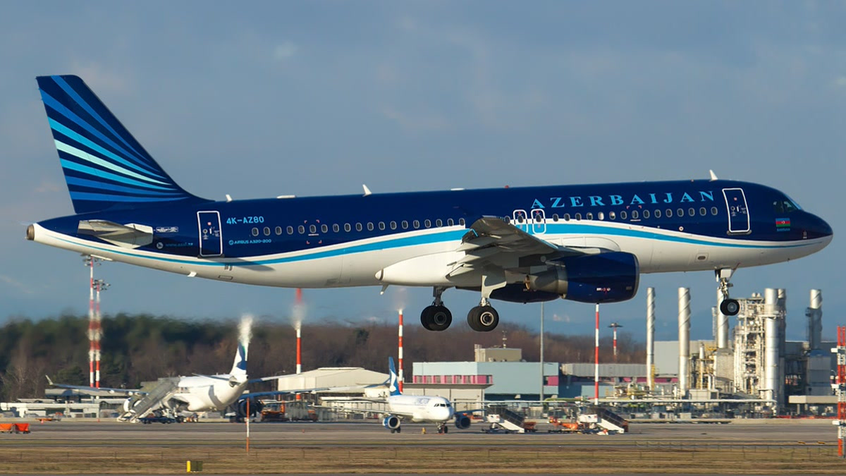 AZAL напомнил пассажирам, что делать при задержке или отмене рейса