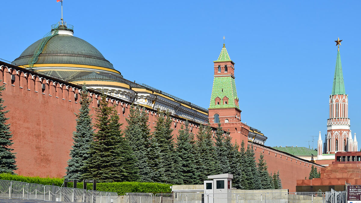 После атаки БПЛА в Подмосковье загорелись крупные логистические центры