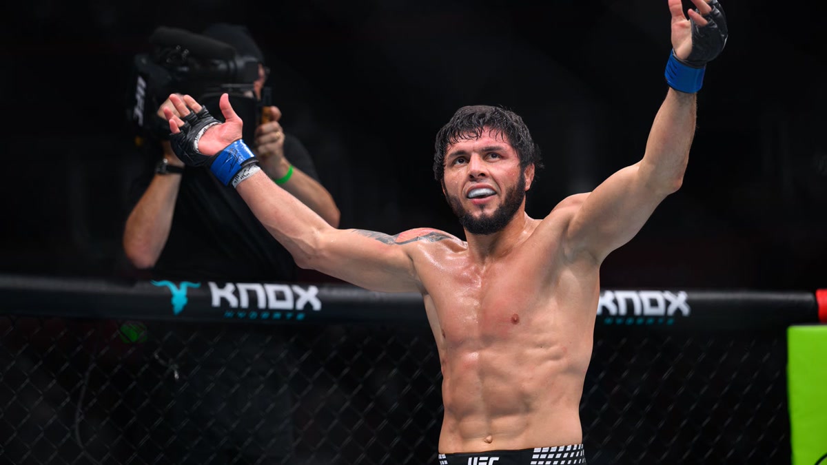 Тофик Мусаев одержал вторую победу в UFC, победив Людовита Кляйна