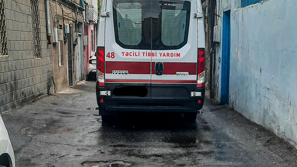 В Товузе ребенок получил тяжелые травмы после наезда автомобиля