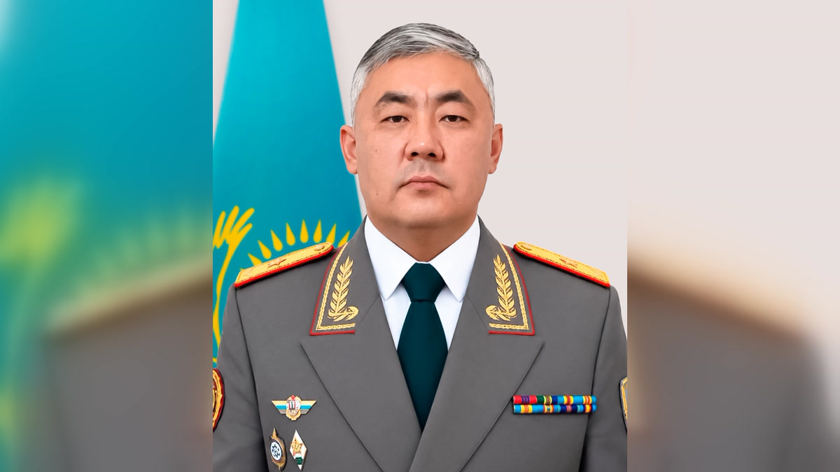Айдос Мырзахметов назначен министром обороны Казахстана