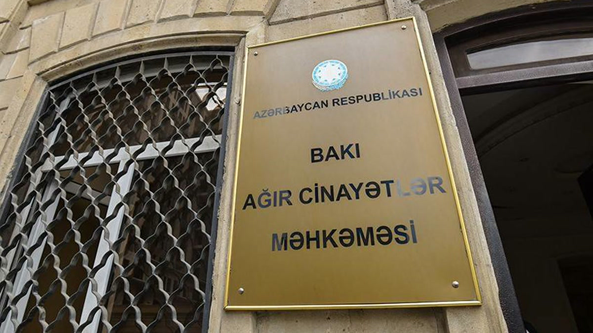 В Баку отца и дочь приговорили к 19 и 14,5 года за убийство