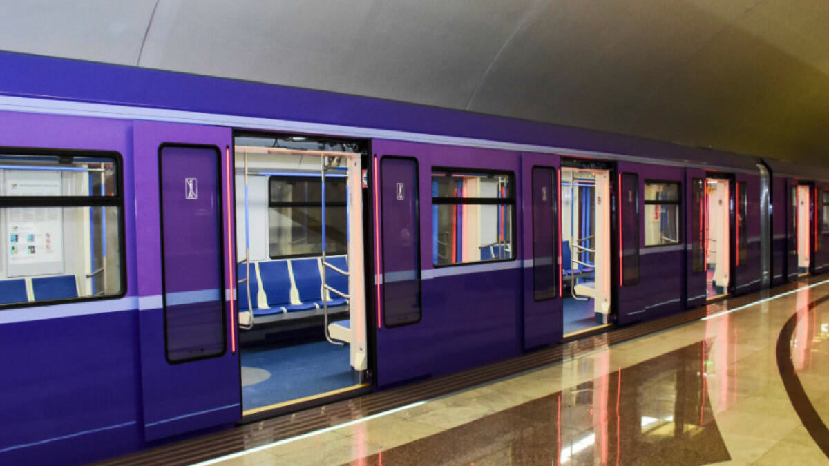 В Бакинском метро поезда остановились в тоннеле между «Кёроглу» и «Улдуз»