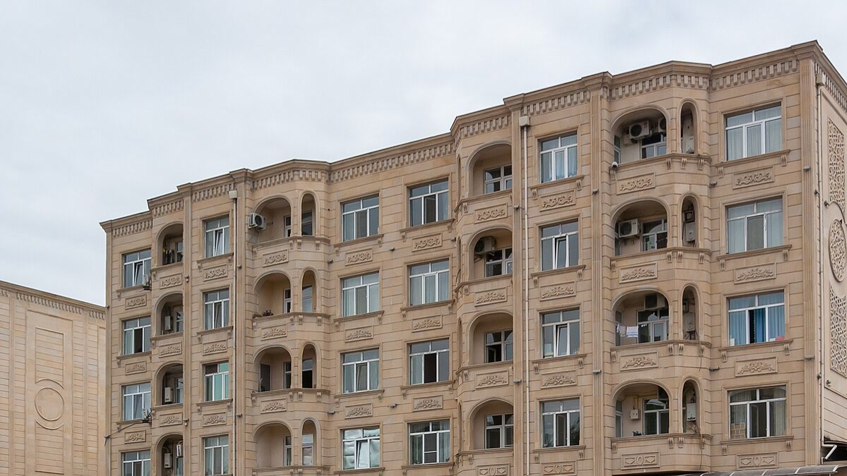 Новый владелец жилья в Азербайджане не обязан платить старый налоговый долг
