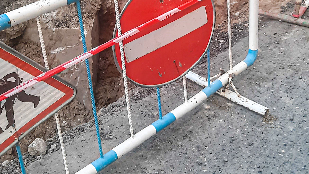 В двух районах Баку 10 сентября ограничат движение из-за ремонта дорог