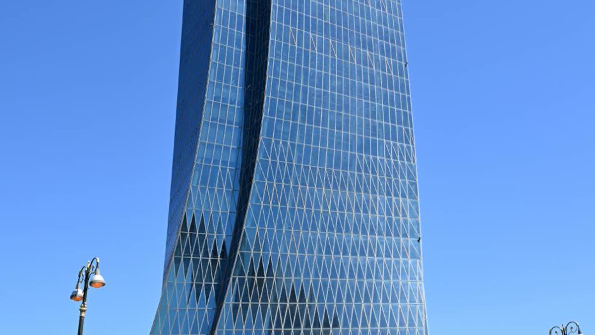 Центробанк Азербайджана сохранил учётную ставку на уровне 6,5%